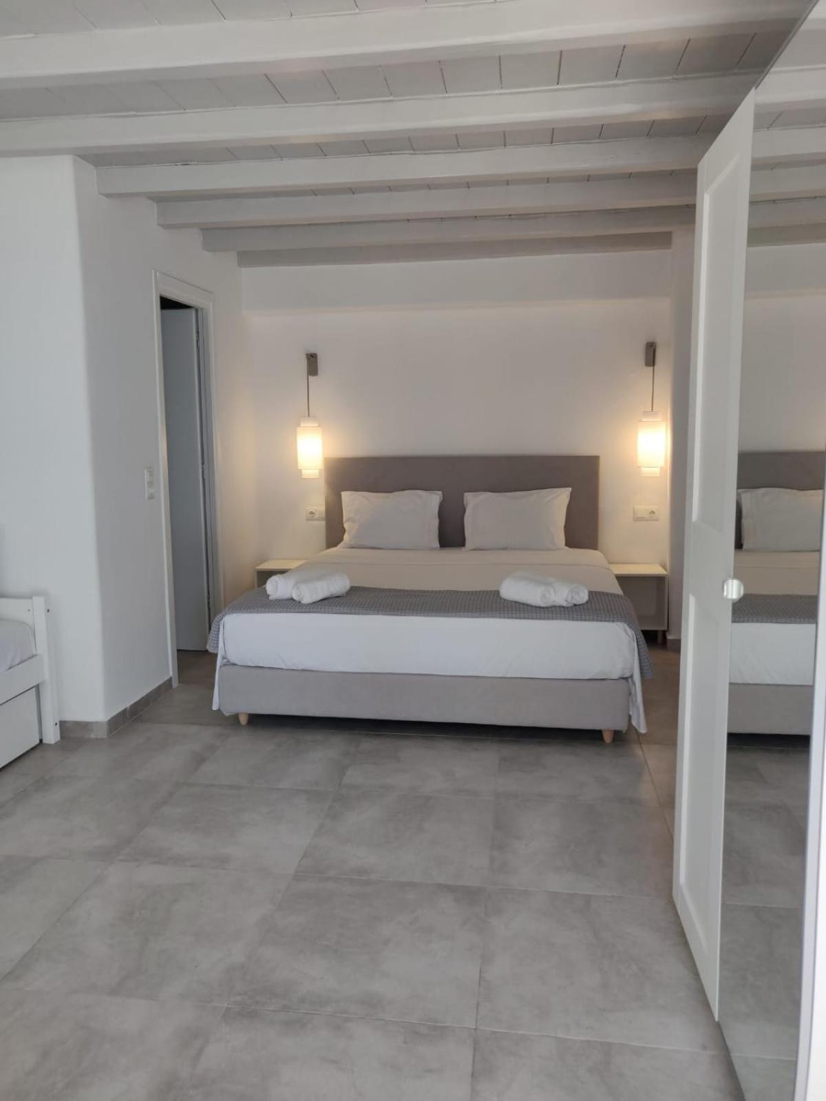 Eleven Keys Apartments Mykonos Town Eksteriør bilde